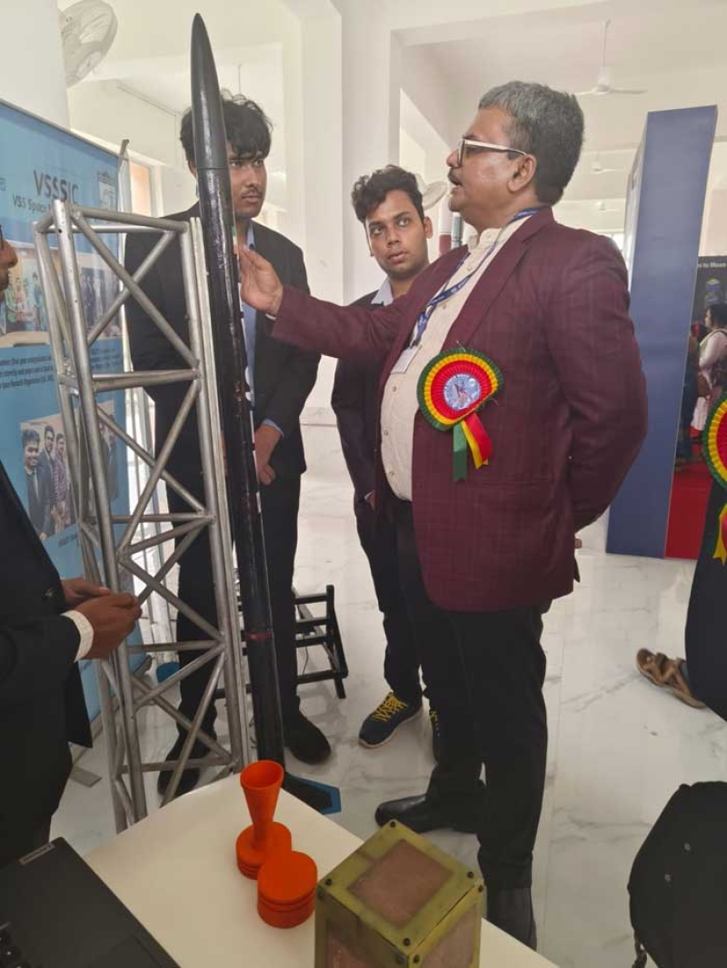 Participation and Winning Prizes for different Technical Categories in World Space Week at Puri by Students of VSS Space Innovation Centre, VSSUT Burla from 04 Oct- 06 Oct 2023 with the presence of His Excellency Governor of Odisha and Eminent Scientists 