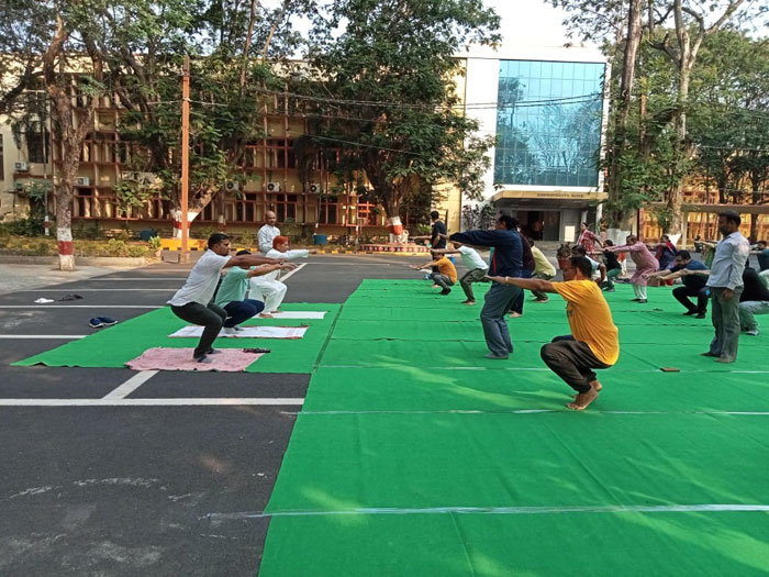 Early Morning Yoga and Pranayam Session for Faculty and Staff Members of VSSUT Burla on 03 May 2025(Saturday)